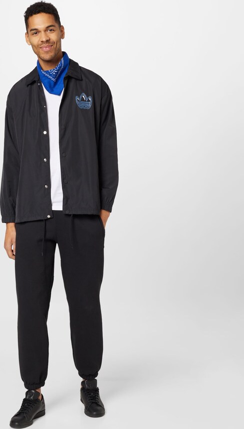 ADIDAS ORIGINALS, Cargo Pants 'Premium Essentials', Black, Image 4 of 5