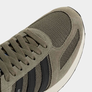 Sneaker, Bild 9 von 10