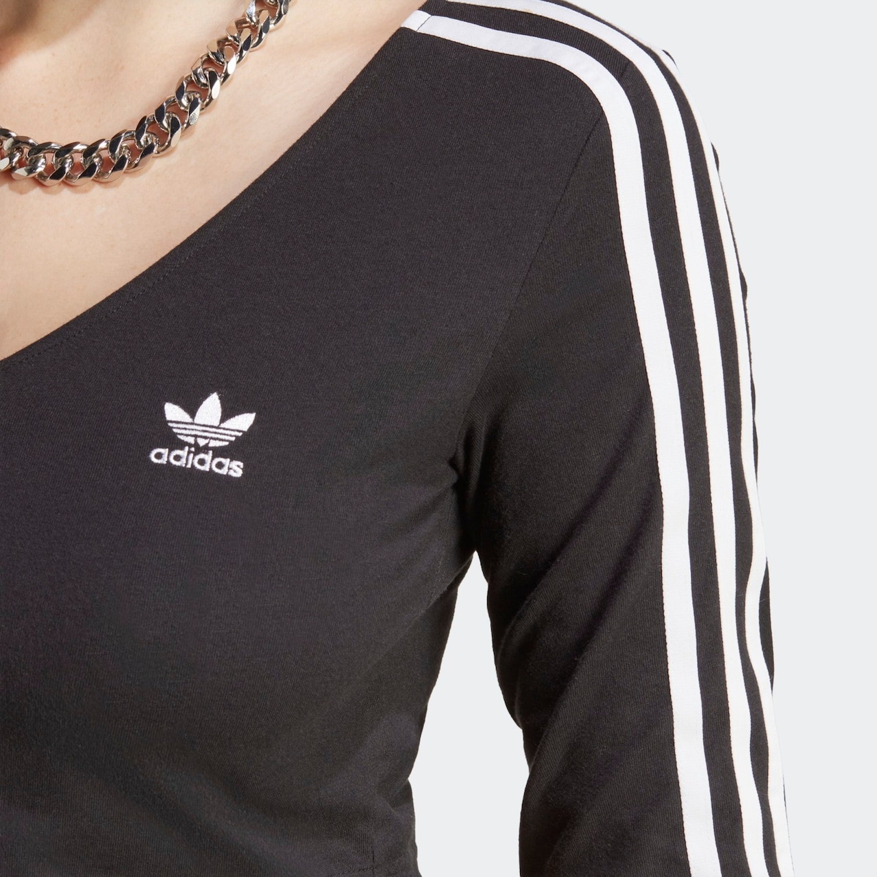 ADIDAS ORIGINALS, Shirt 'Adicolor Classics 3-Streifen', Schwarz, Bild 4 von 5