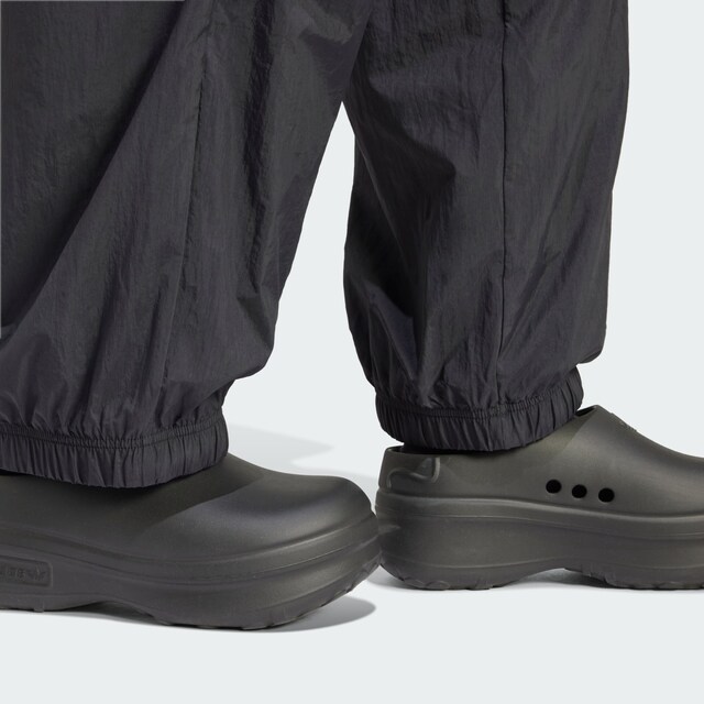 ADIDAS ORIGINALS, Pants 'Essentials', Black, Image 5 of 5