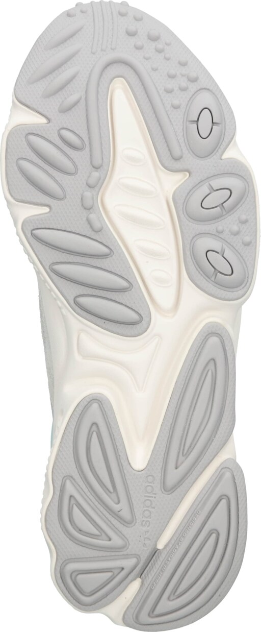Sneakers 'Ozweego', Image 3 of 3
