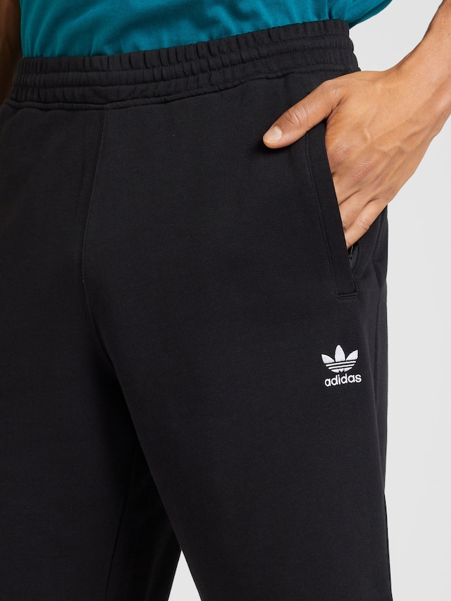 ADIDAS ORIGINALS, Shorts 'Essentials' Schwarz, Bild 3 von 5