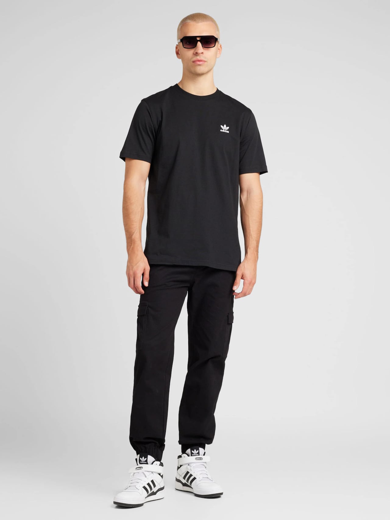 ADIDAS ORIGINALS, T-Shirt 'Trefoil Essentials', Schwarz, Bild 3 von 5