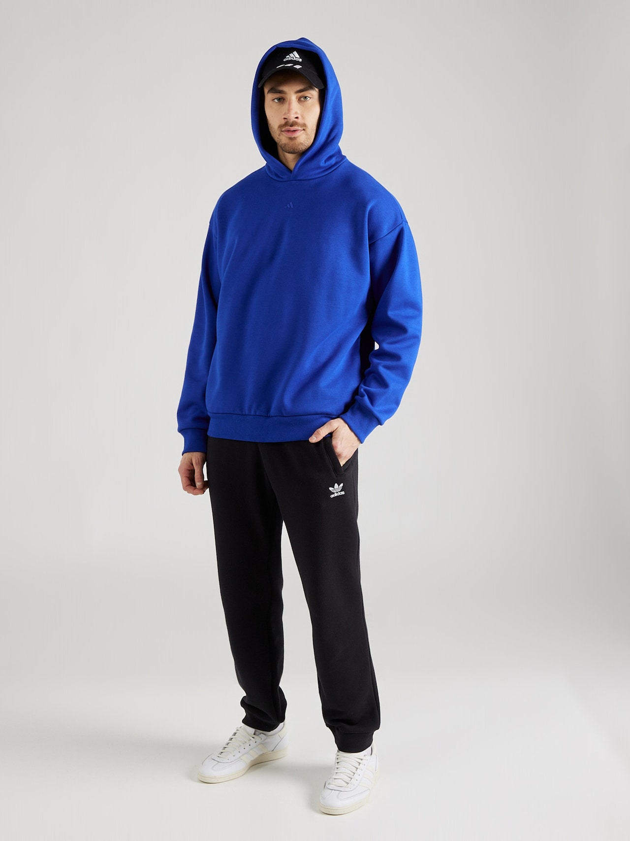 ADIDAS ORIGINALS, Sweatshirt 'ONE', Blau, Bild 4 von 5